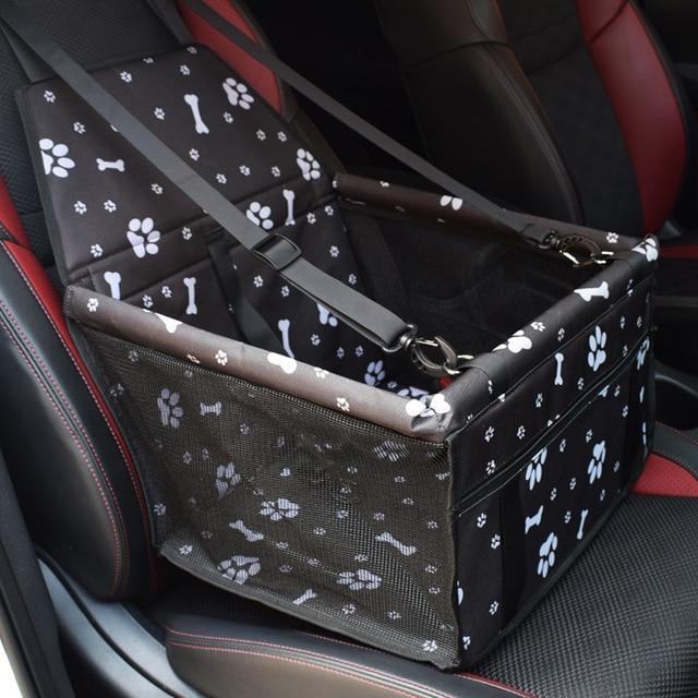 The Huvi Booster Seat - Luca Mancini