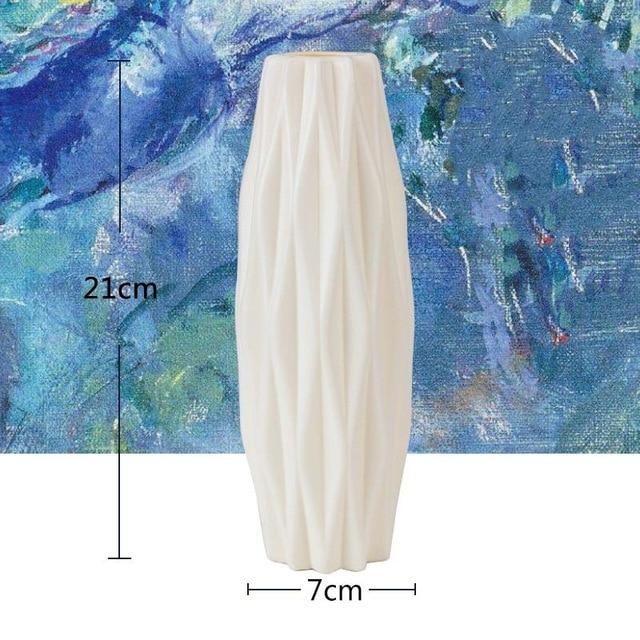 Vanadio Vase - Modern Style Flower Vase - Luca Mancini