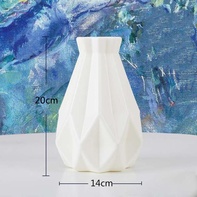 Vanadio Vase - Modern Style Flower Vase - Luca Mancini
