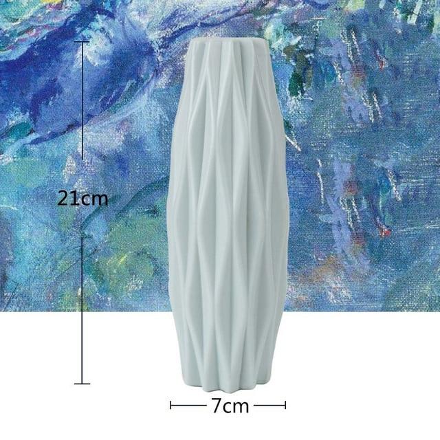 Vanadio Vase - Modern Style Flower Vase - Luca Mancini